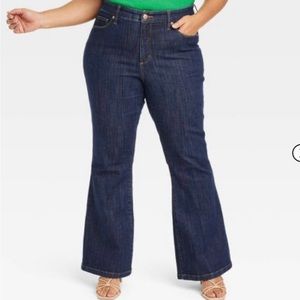 Dark rinse flair jeans